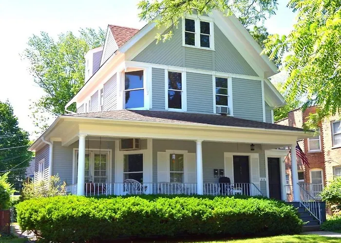Apartment At In Oak Park